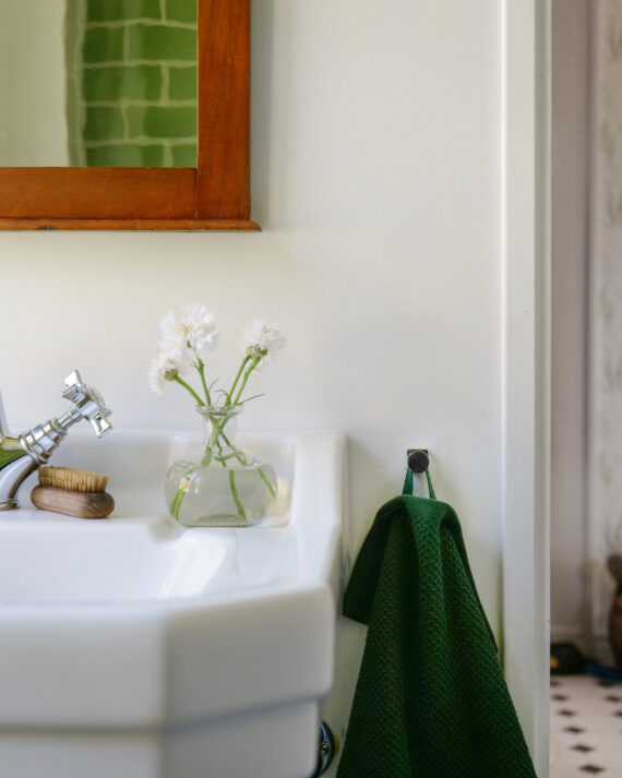 Summer inspiration for decorating the bathroom.